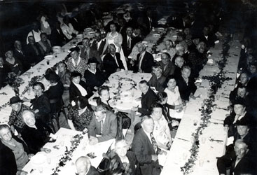 Repas des anciens dans les années 30 à Compiègne