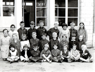 La classe de l'école Communale en 1956 Vieux-Moulin