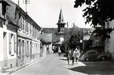 Le bureau PTT, la boulangerie Vieux-Moulin 1960