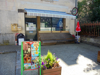 L'épicerie Chez Claudette Vieux-Moulin